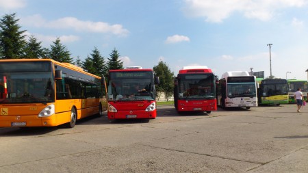 Odstavené autobusy na Dni otvorených dverí v DPB-----Autor:Branislav Bednár